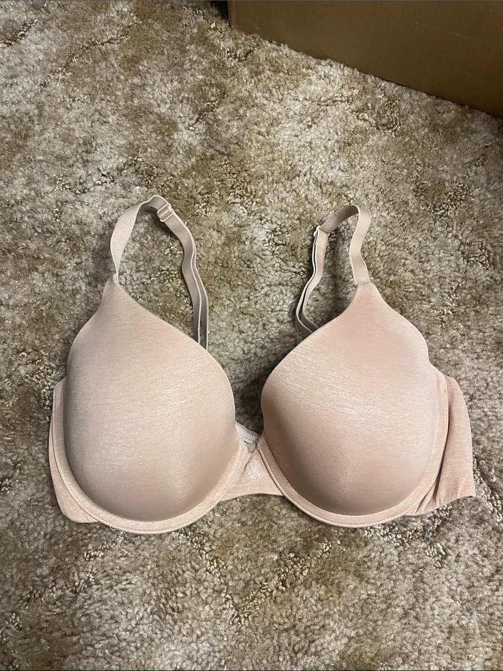 Victoria’s Secret Up Lift Semi Bra Size 34D